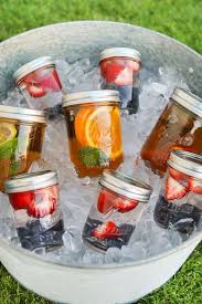 NewBreakTea1's tweet photo. Happy Labor Day!!! Surprise your guests with jars of iced New Break tea in a variety of flavors and countless mix-ins! Steep your favorite flavors with complementing fruits and maybe even your favorite spirits 😉

#NewBreakTea #tea #teatime #labordayweekend #instagood #LaborDay https://t.co/4NLtXz3e9L