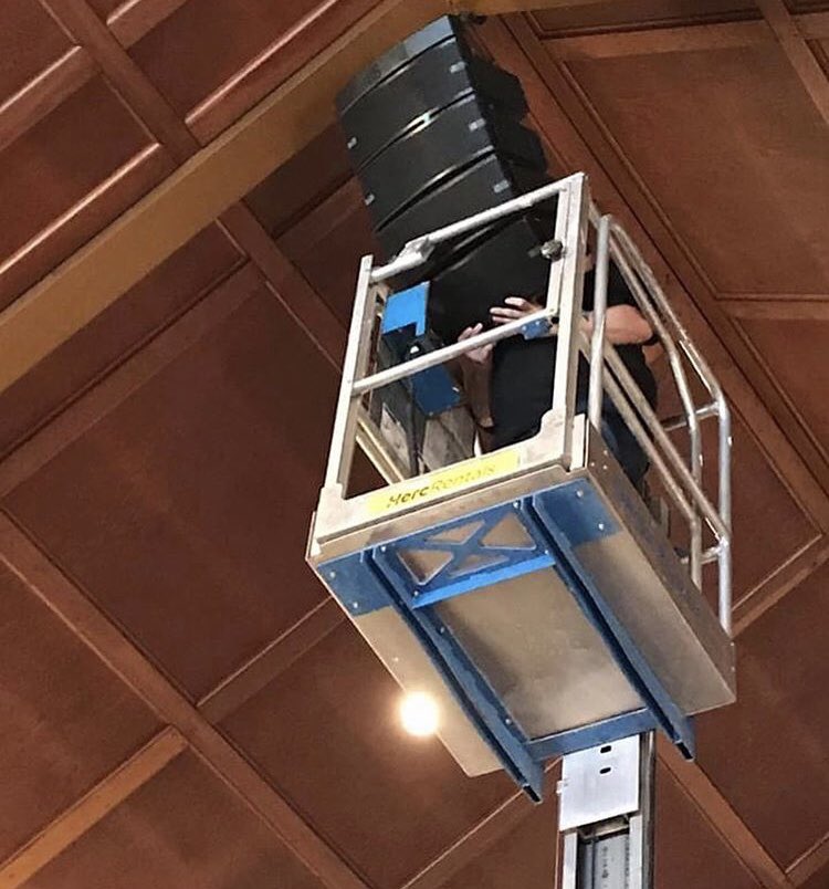 M4enterprise's tweet photo. YOUR HOUSE OF WORSHIP COULD BE NEXT 😎 CALL US TODAY AT (919) 972-8543 🗣#audiovisual #audio #audiovisualquote #audioforedits #visualart #viral #streaming #streaminglive #livestreaming #audiotips #visiontips #ministry https://t.co/WvZjbwwDy0