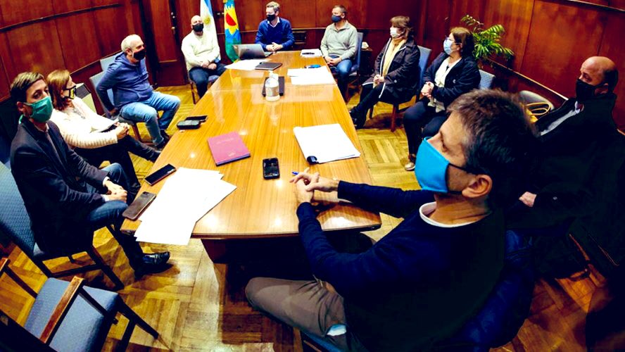 Hoy le pedimos responsabilidad y sentido común a la Comisión Especial de Reactivación Economica para que los comercios de #textil e #indumentaria de <a href="/munimardelplata/">Municipalidad de General Pueyrredon</a> puedan atender al cliente dentro del local cumpliendo los protocolos previstos para esta modalidad <a href="/gmontenegro_ok/">Guillermo Montenegro</a>