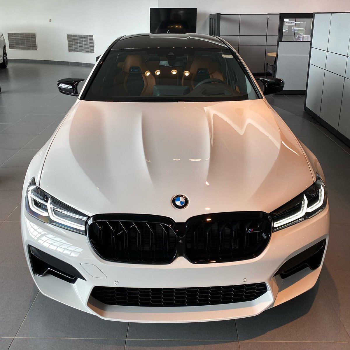 carpxrnpicx's tweet photo. M5 Competition https://t.co/1kTxDcBRfm