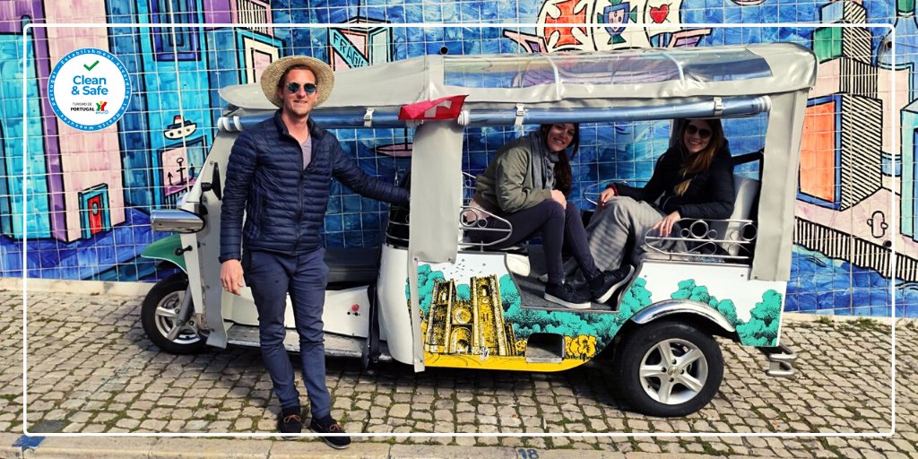 BoostPortugal's tweet photo. This is Patrick, our exotic Tour Guide, during a tour in Lisbon 😎
This stop is at Feira da Ladra (flea market) area.
Have you been there? No?! What are you waiting for?
Join our tours! We‘ll drive you crazy! 😉  
👉 https://t.co/3PYWSW9Kvn

#tuktuk #lisbon #portugal #eco https://t.co/IaNgoTacpM