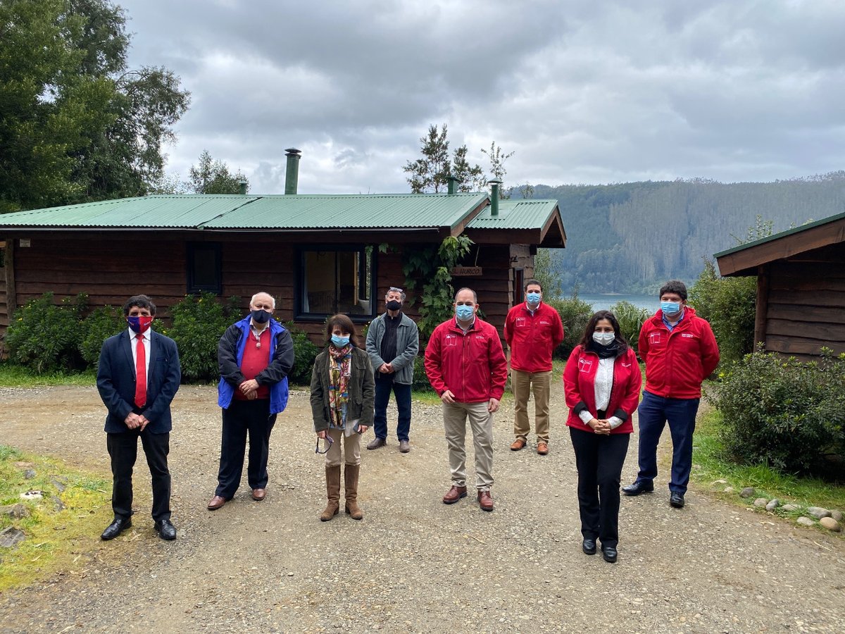 vocerialosrios's tweet photo. 💪🏻 REACTIVACIÓN | ⚡️⚡️El seremi @PedroLamasG acompañó al Int @casenjojerez, y todo el equipo @Economia_R_XIV en el centro turístico La Rueda del Chucao #Valdiviacl, donde se realizó el lanzamiento del prog #Reactivate900 que busca ayudar a las empresas afectadas por la pandemia https://t.co/5TyVEcfnMO