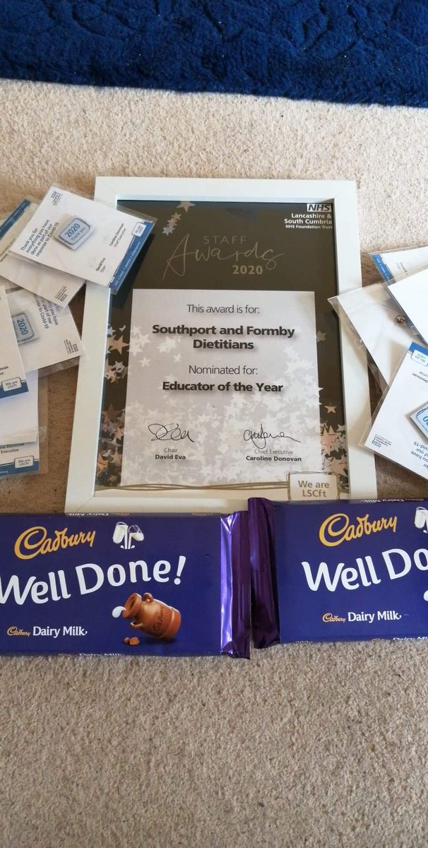 LauyPauy's tweet photo. Lovely surprise from @WeAreLSCFT  - thanks for the recognition of our hard work in patient, staff and @uochester student education 😊 @ErinFoley123 @wendyheckels @KathMJ2016 @AmandaMissDiet @ebletch1 https://t.co/NGeZ1rYuJi