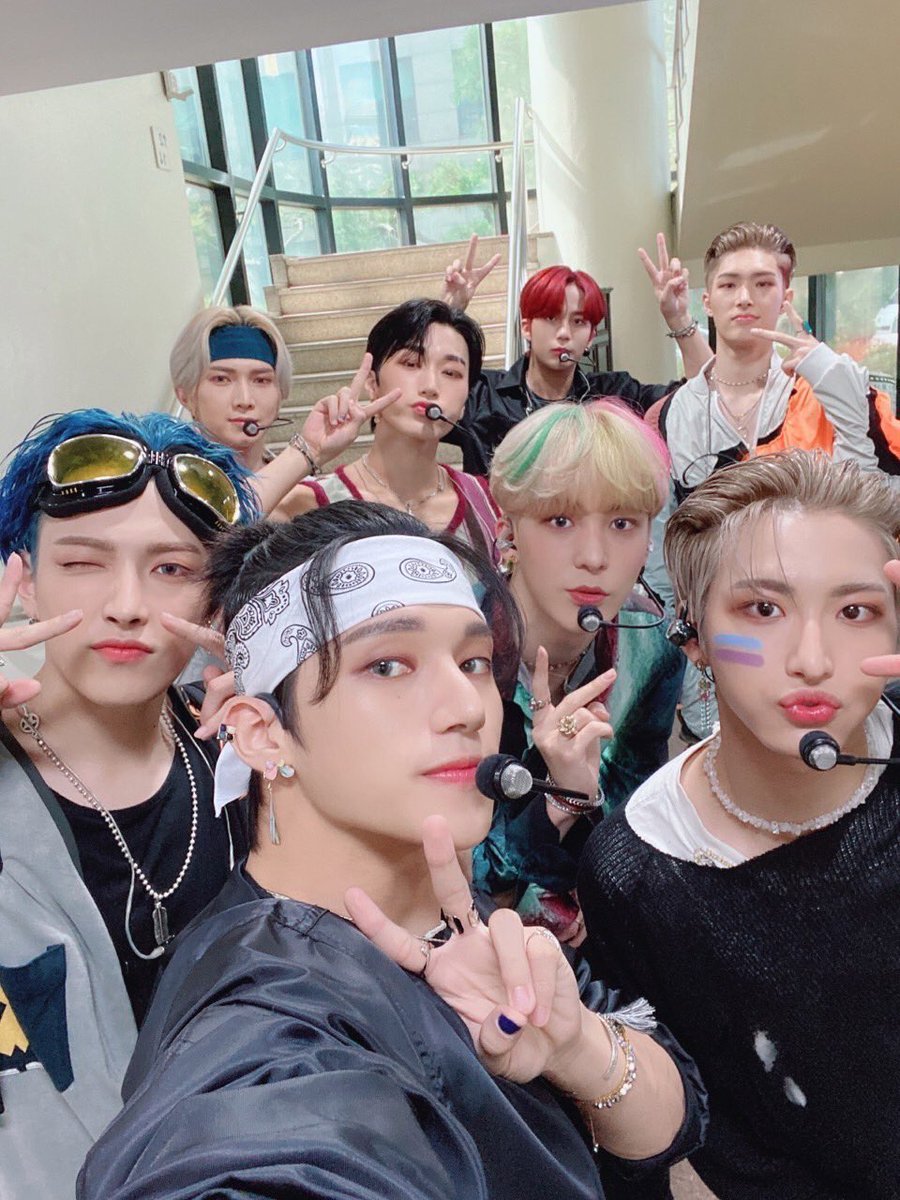 Jongyoon_tiny's tweet photo. ┏━━━━°⌜ 에이티즈 ⌟°━━━━┓

           TREAD FANCALL ATEEZ 
                       (04.09.20) 

  ┗━━━━°⌜ 에이티즈 ⌟°━━━━┛ https://t.co/tm6bHzkX3K