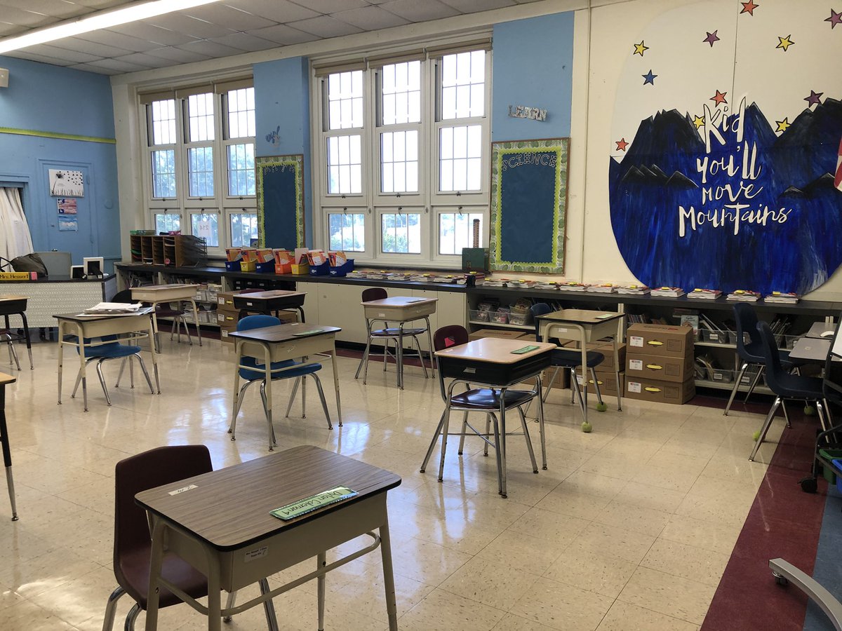 meghanhessert's tweet photo. Third graders, Iโm ready for you!! It might look a little different, but the ๐ is just the same. #thirdgrademagic @CentralES1 #hsdwenuture https://t.co/PrCxcgq7n5