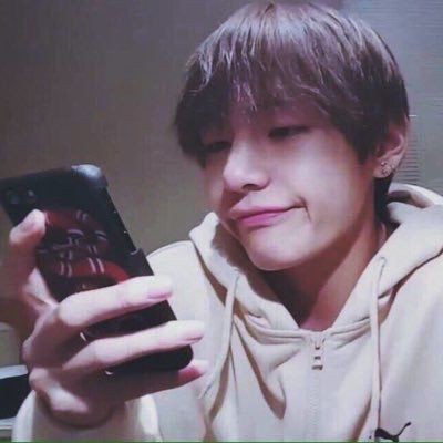 sb_kvsr's tweet photo. #Turkisharmylovesbangtan
Yeminle tweetleri böyle okuyorum jBZJSQKXBWKBSOANXKWPQXNX https://t.co/dCKj4LJHsp