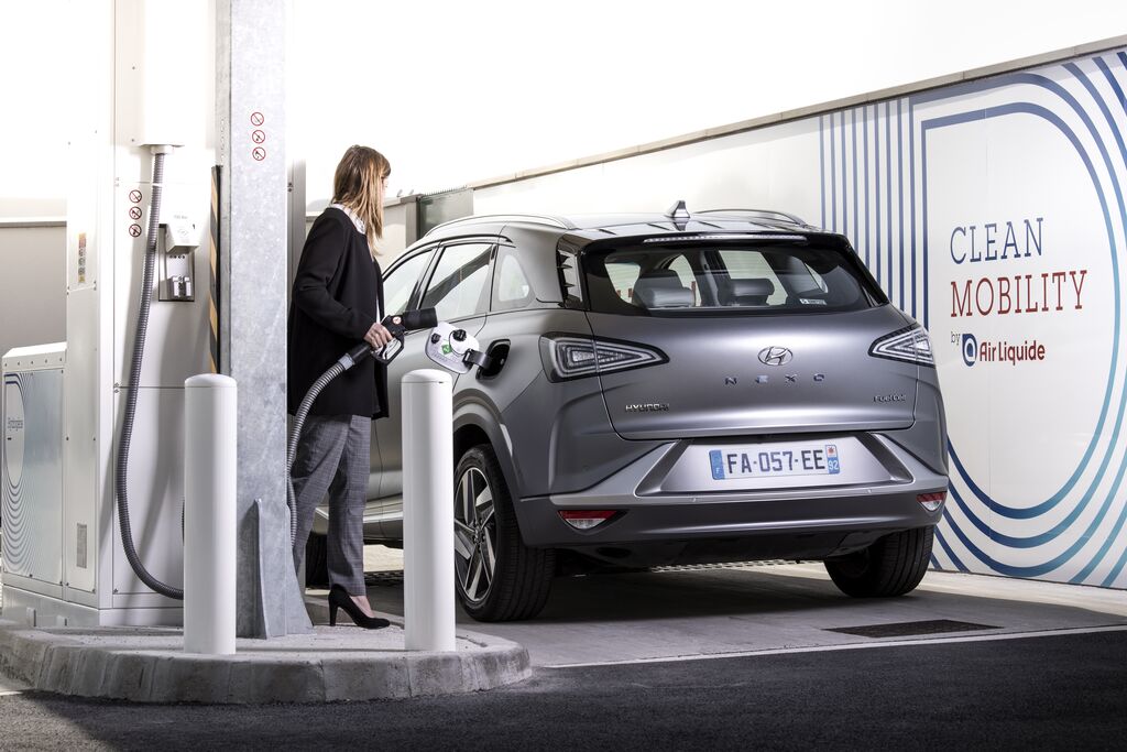 Vecteur énergétique abondant, propre et durable, l’#hydrogène est aujourd'hui clé pour la transition énergétique et bas carbone, avec de nombreuses applications dans l’énergie⚡️, l’industrie👩‍🏭 ou la mobilité🚗.