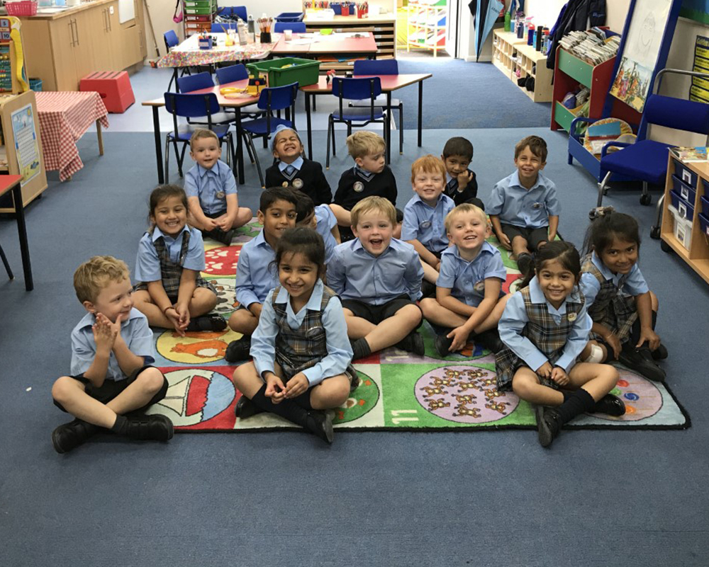 GayhurstSchool's tweet photo. One of our Reception classes, RT, look very happy to be at school with all their new friends #Receptionbubble #friendsforlife #introducingmisstodd #ELDRIC https://t.co/fiinU4bvCK