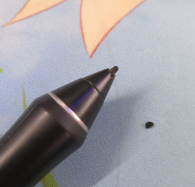 RIP my Wacom pen *sad Eipril noises* https://t.co/4iAPA9APlP
