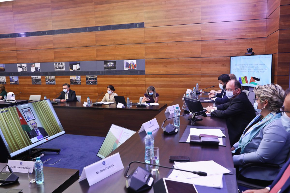 BogdanAurescu's tweet photo. Starting 2day, t/Annual Mtg of t/RO Diplomacy is focusing on t/Impact of #COVID19 pandemic on 🌍 int’l trends &amp; t/response of RO Diplomacy #RADR2020. In my opening speech, I summarized t/efforts of @MAERomania, underlined #LessonsLearned &amp; our strategic #ForeignAffairs objectives https://t.co/P9HGUr5uDG