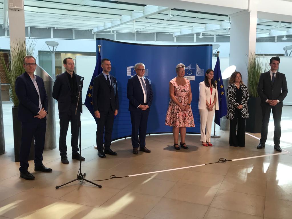 Eurochambres's tweet photo. Today, European economic &amp; social partners renewed their commitment to the 'Partnership for Integration', recalling the key role played by #migrants in our economies. There is a need for a multi-stakeholder &amp; multilevel approach aimed at providing early labour market integration. https://t.co/uJVQXbd07P