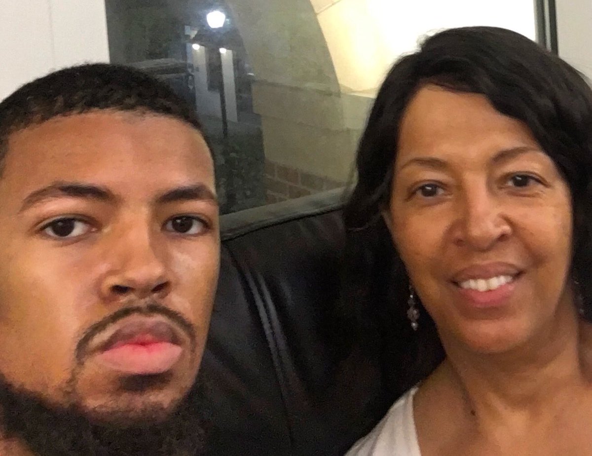 Mommy_Kent's tweet photo. Happy 21st Birthday to my first born...George Kent https://t.co/TzWmqXFdPt
