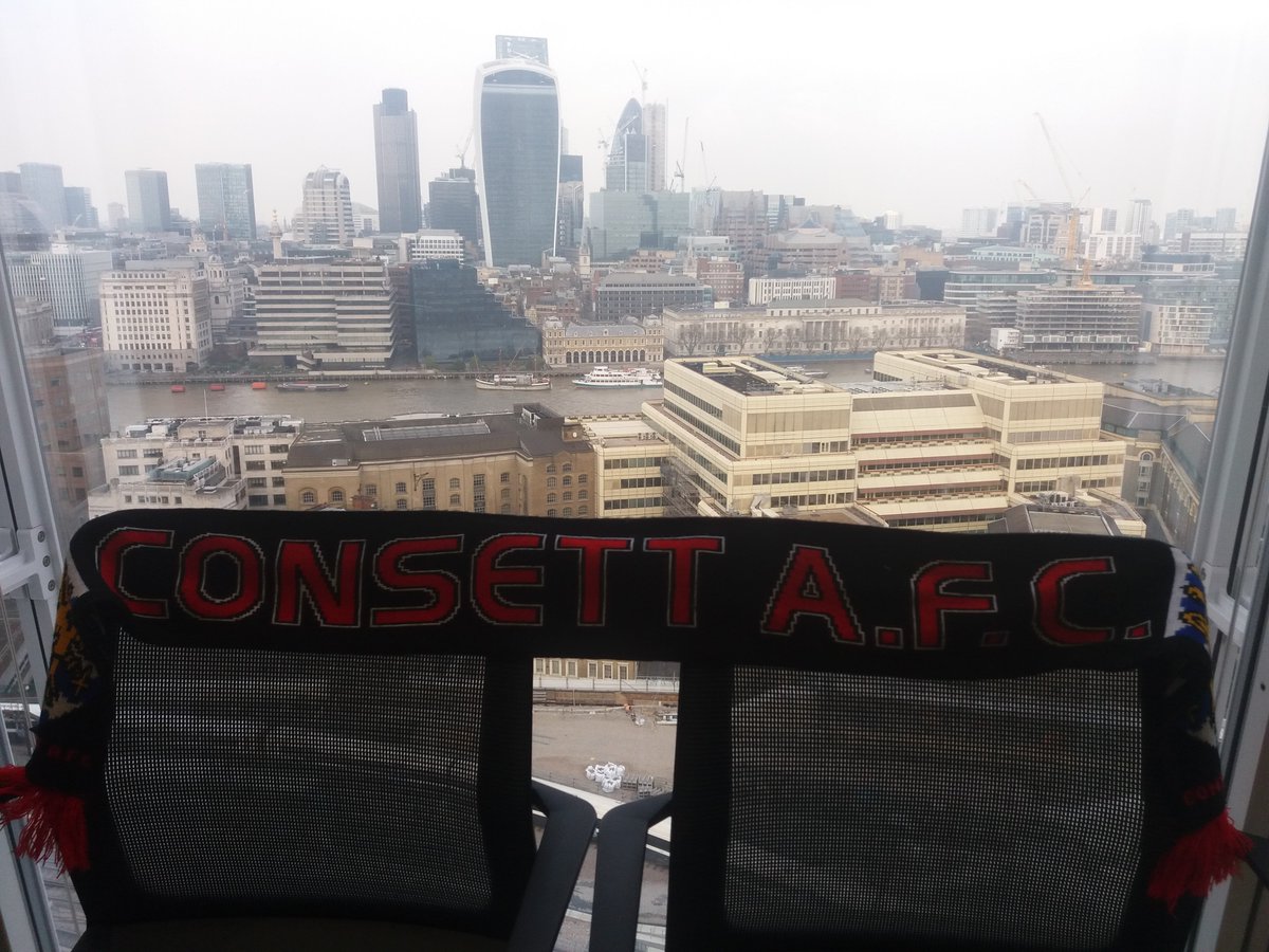 AndyTSage's tweet photo. @ConsettAFC Another trip to London town for the scarf!! 😀⚽️🏆 https://t.co/hkjnHmnUdm