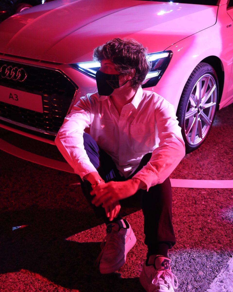 icanteachyou's tweet photo. About last night.  @audispain #a3connectednight https://t.co/IX5rxJk1LN