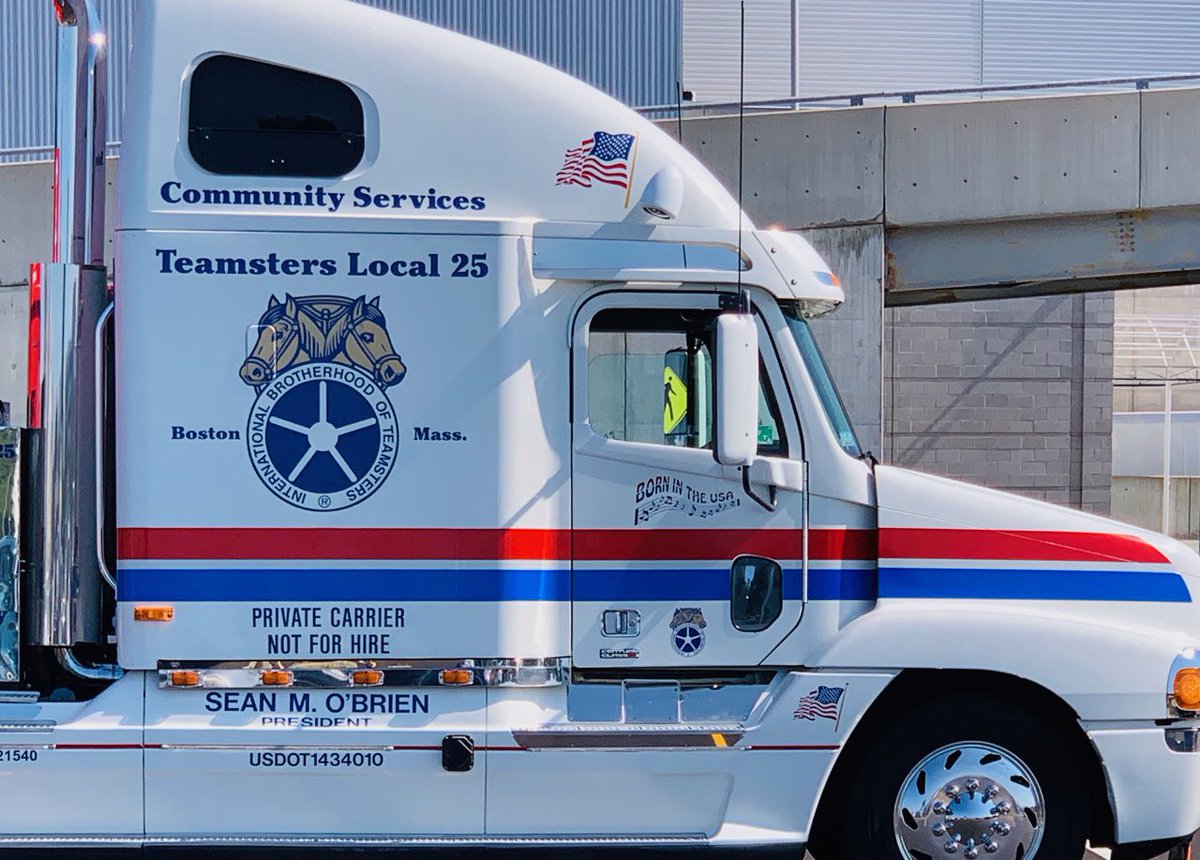 LOCAL_718's tweet image. #Local718 EBoard joined #Boston Mayor @marty_walsh &amp;amp; other #Labor leaders at the Greater #Boston #LaborDay Rally. L-R @massaflcio Pres. Tolman @local_718 Leg. Agent Sanders, @local718pres Soares, Mayor Walsh, @local_718 VP Sarro, @Local_718 D1 E-Bd. Rep. Greeley #recovery