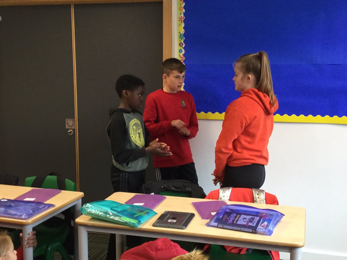 SchoolHillside1's tweet photo. Drama scenarios today in #P7L showing resilience. #ReconnectionPack @LeckieScotland https://t.co/dLzmLkJj6h