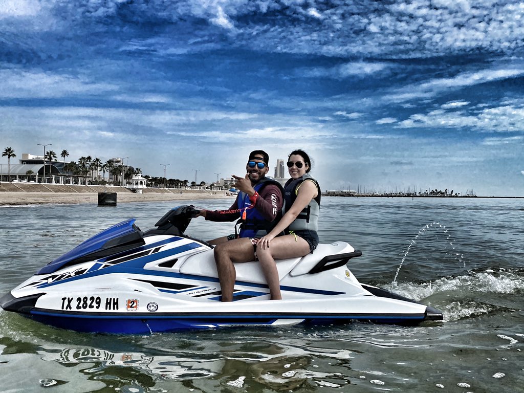 bf_rentals's tweet photo. What a day to #jetski in @VisitCCTexas @godowntowncc https://t.co/w1m1bAyIE9