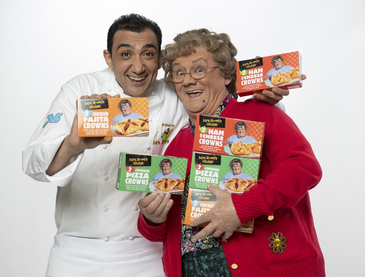ChefAlyCatering's tweet photo. Mine and Agnes’ pastry crowns are now available in all @IcelandFoods stores from today 😁😁 https://t.co/0nJtXQgZbh
