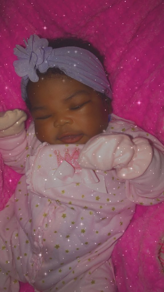 Island_Cocaine's tweet image. Grateful for so much, especially you two. #BoyAndGirlMom 🎊 #OneMonthOld #TwoYearOld