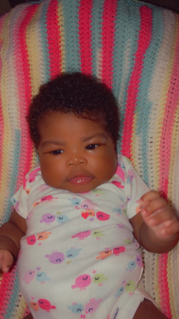 Island_Cocaine's tweet image. Grateful for so much, especially you two. #BoyAndGirlMom 🎊 #OneMonthOld #TwoYearOld