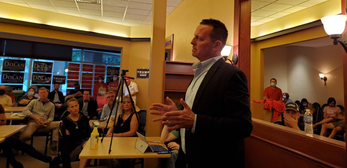 TRUMPinthe216's tweet image. Awesone event for @RichardGrenell in Strongsville, sponsored by @CuyahogaGOP &amp;amp; @LCRCleveland! A totally enthusiastic crowd for @realDonaldTrump !  #OH4Trump!
