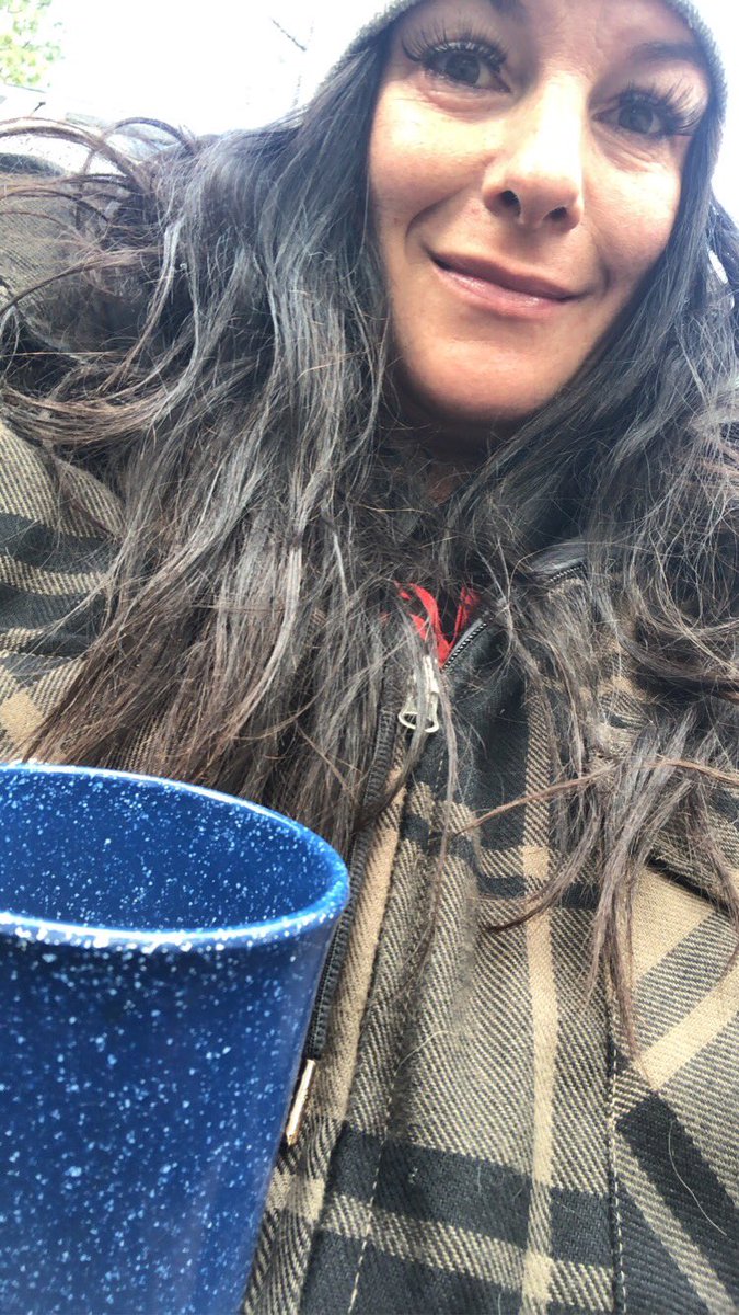 CaraSouthpaw's tweet photo. It’s a little chilly out here this morning. All the layers are keeping me warm and cozy. Helps that my coffee has a little Carolans in it too! #BePreparedAlways https://t.co/swPccRS2D5