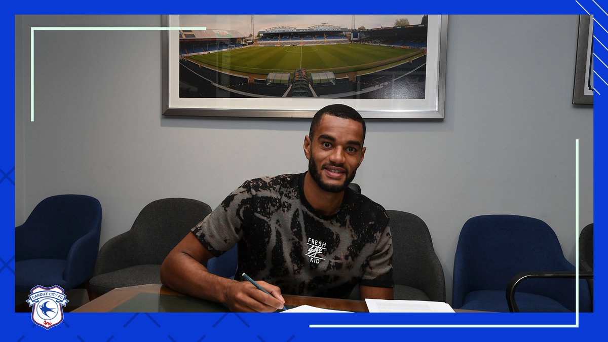 CardiffCityFC's tweet photo. Curtis Nelson has put pen to paper on a new City deal! ✍️

➡️ https://t.co/E6HwuPkE5N 

#CityAsOne https://t.co/zxPw3uOkpb