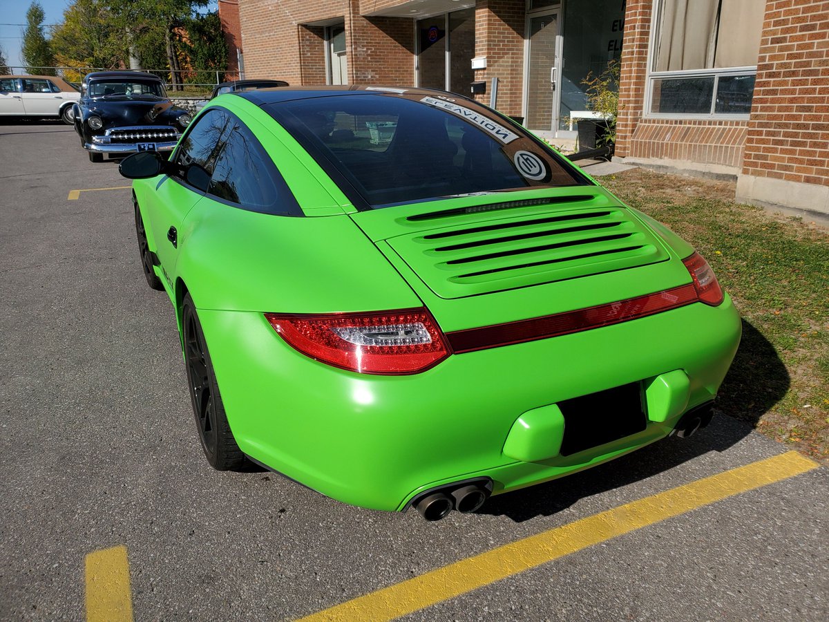 Wrap_iD's tweet photo. Porsche Targa wrapped in Satin Apple Green along with Targa styled decals as a finishing touch!

#Porsche #Targa #decals #satin #satinwrap #satinvinyl #colorchange #avery #3M #wrap #wraps #car #carwraps #designerwraps #vehiclewrap #wrapid #wrap_id #vinyl #vinylwrap #stickers https://t.co/7PABQQYn67