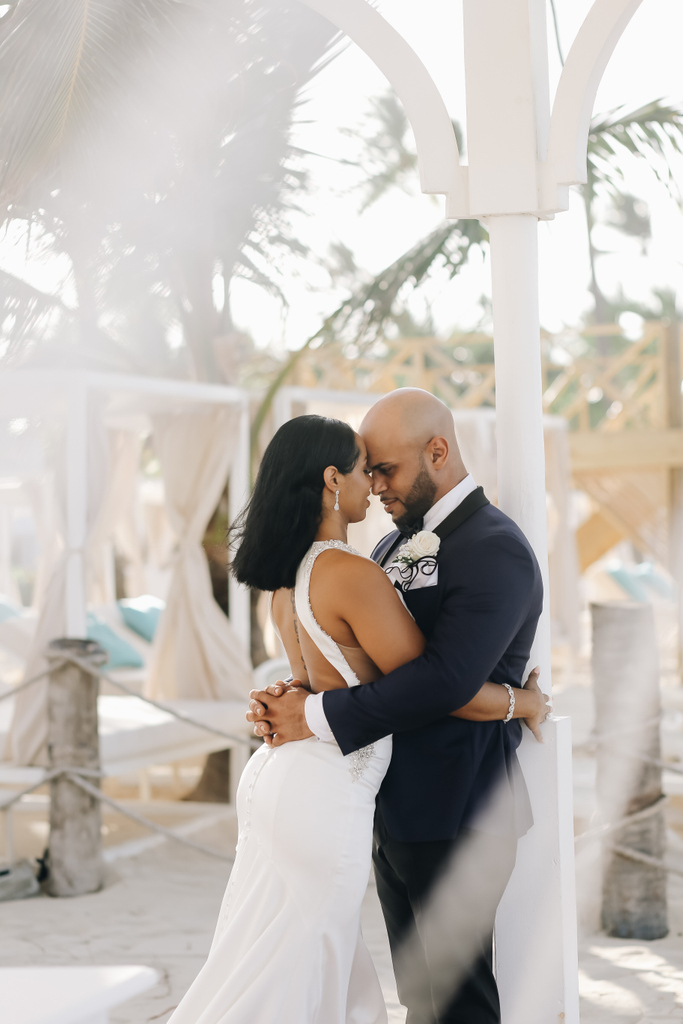 LoveVowsPhoto's tweet photo. 💕We love our job. 💕 ⁠
⁠
Contact us at weddings@lovevowsphotography.com for more information about our services. ⁠
⁠
#puntacana #puntacanabride #beachwedding #destinationwedding #happilyeverafter #weddingstyle #weddingflowers ⁠ #fineartweddingphotography https://t.co/mNkWvfKZpf