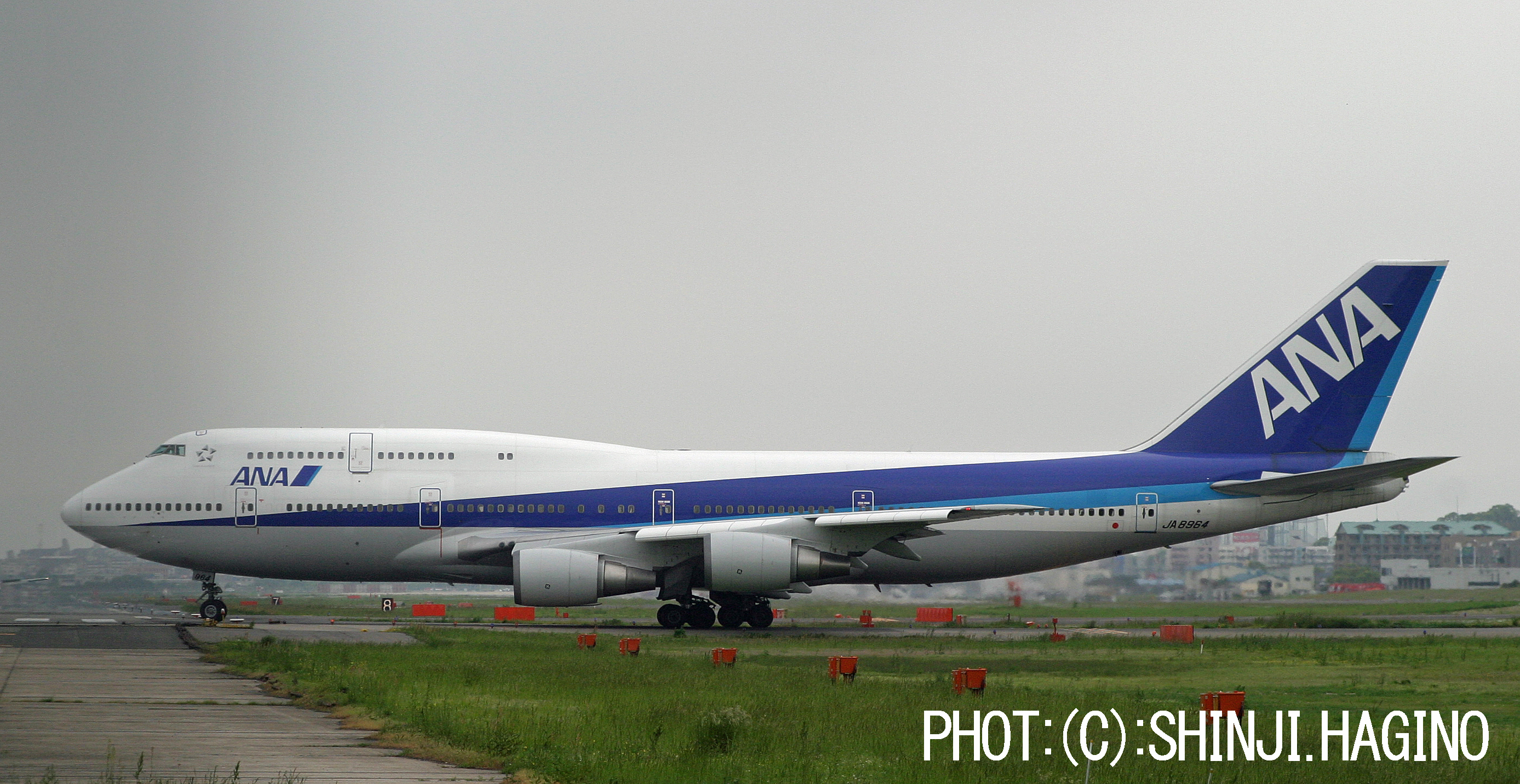希少】1/200 ANA 全日空 ポケモンジェット B747-481D 希少】1