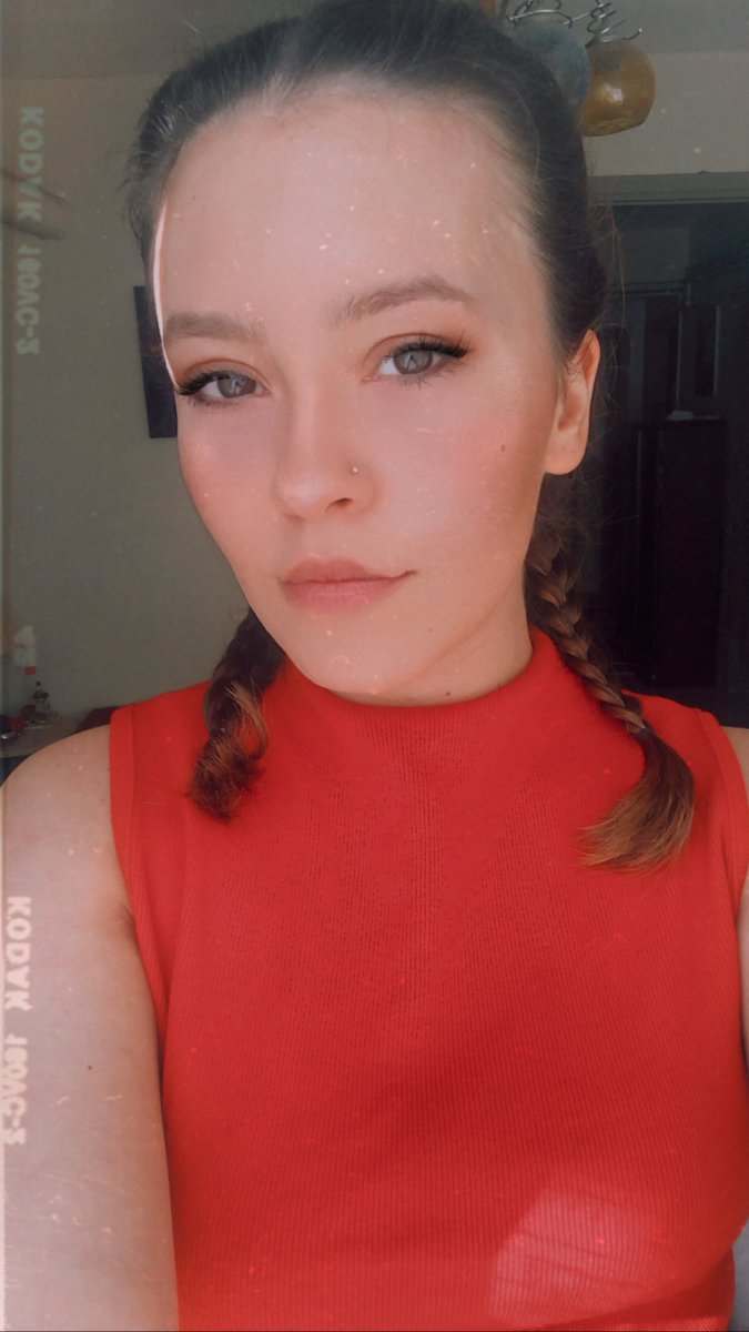 Alnıma ayrı bir kimlik çıkarmalıyım sanırım