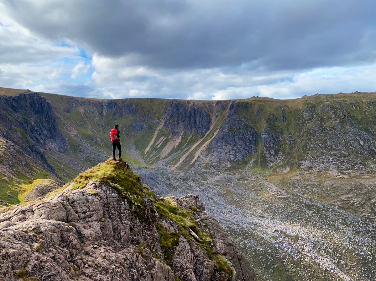 Beinn a’Bhuird and Ben Avon ⛰ Munros 224 & 225 completed yesterday ✅ #thisismyadventure #munros #munrobagging #cairngorms #scotland @walkhighlands @VisitScotland