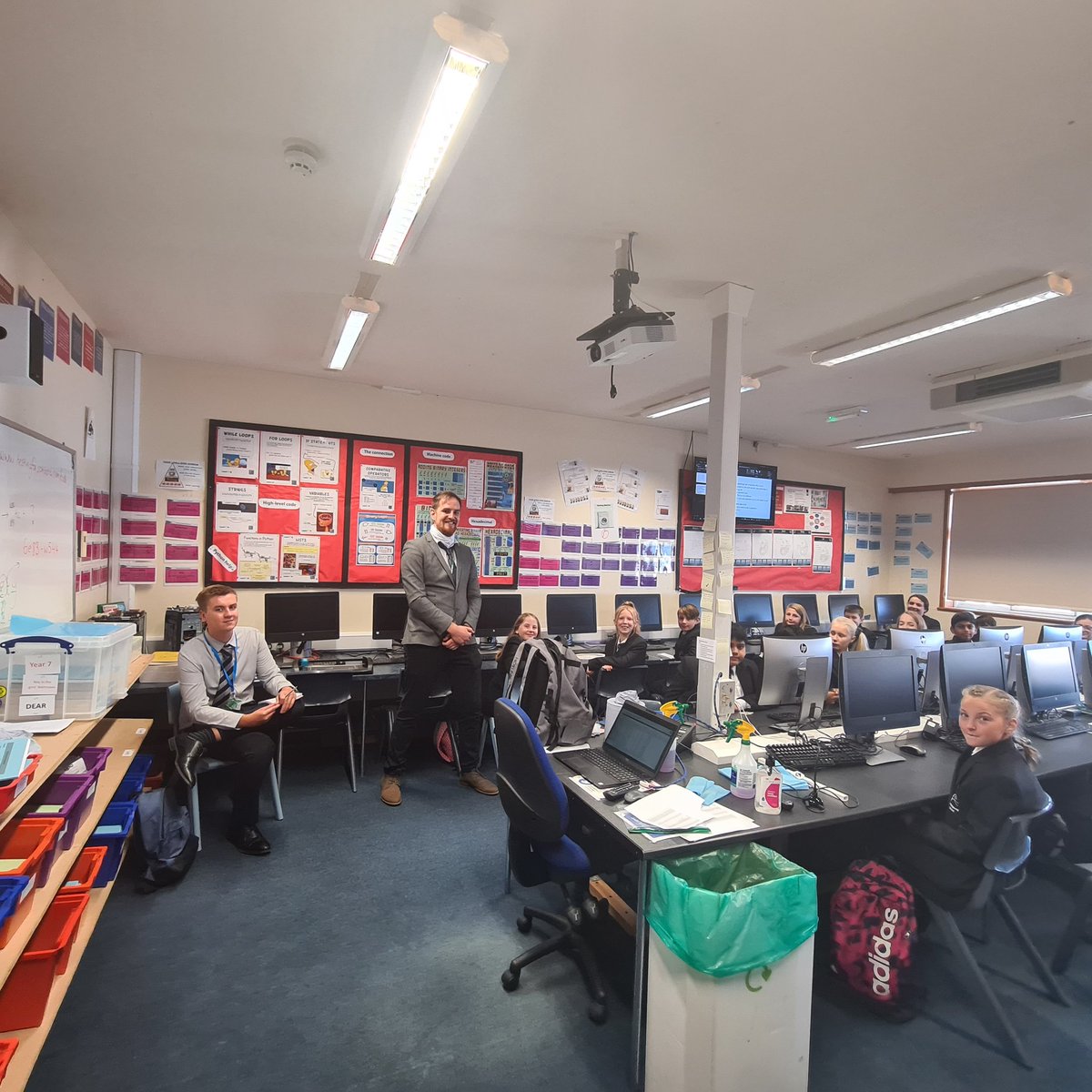 Y7Ridgeway's tweet photo. They soon settled into their day #mondaymorning #y72020 #y7ridgeway https://t.co/NYj6p546Rk