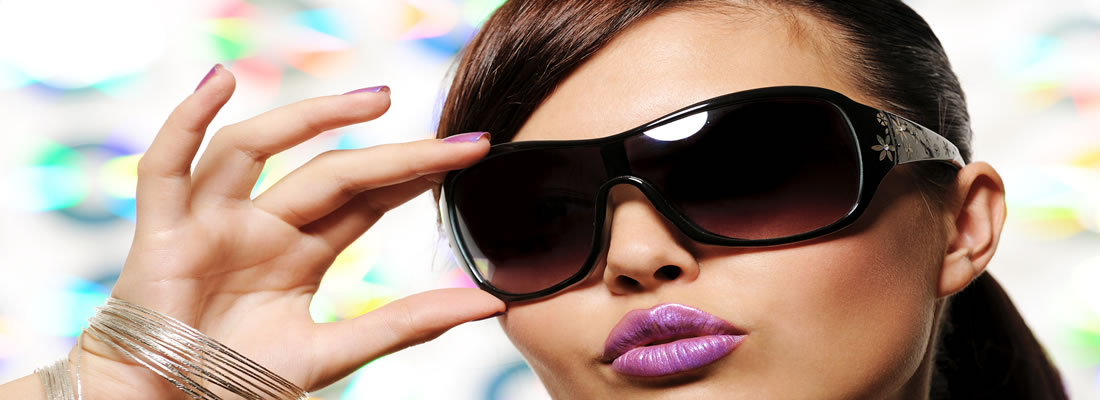 Avonshops's tweet photo. Welcome to #AvonShops if your local #Business we are happy to retweet your posts. just ask. https://t.co/sENax2Upo1