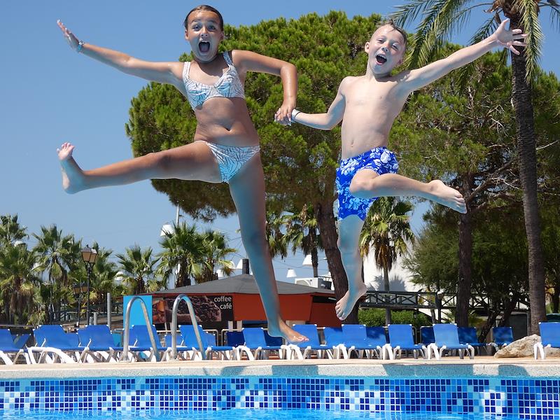 My friend, Dan, is a finalist in Club MAC Alcudia’s Story Contest. Help me rally votes: flip.to/r/cg39b <a href="/clubmac/">Hotel Club Mac</a>