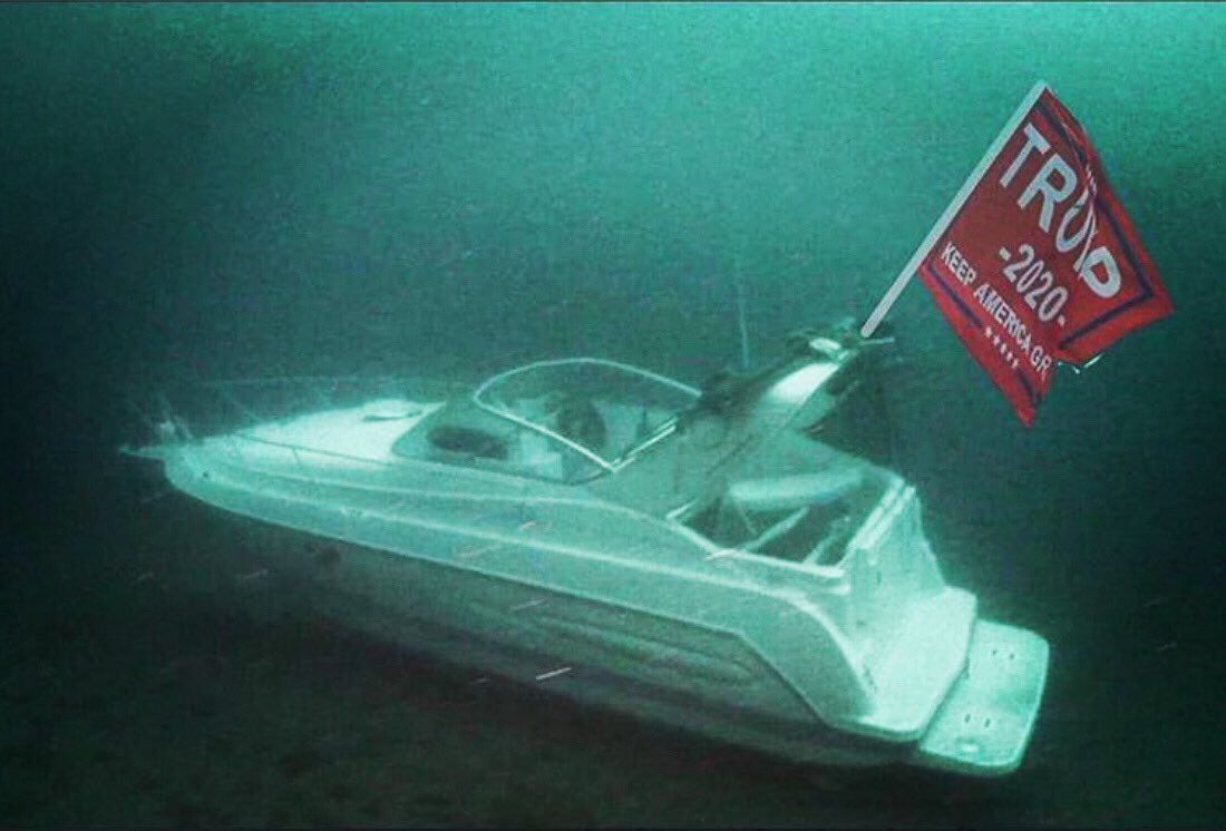 Graftacus's tweet photo. Many are saying that #tRUMP has finally hit #rockbottom π #SubForce #tRUMPNavy #PoseidonForBiden #Dumbkirk #NeverGetsOld πππ€£ https://t.co/nJG7JgCU7W