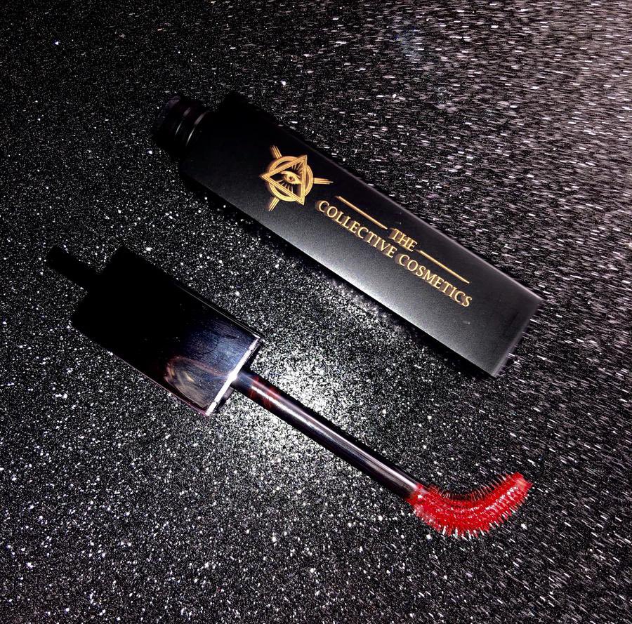 CollectiveCosme's tweet photo. Our newest ‘Twisted Mascara’, available in 10 stunning colours, featuring:
• Vegan 
• Cruelty Free
• Adjustable Wand with Twist Button 
• Waterproof 
• Lengthening 
• Non Clumping 

Get yours today at https://t.co/Bgf21vTOxb 

#indiebeauty #mascara #vegan https://t.co/ZFaLWyfoyW