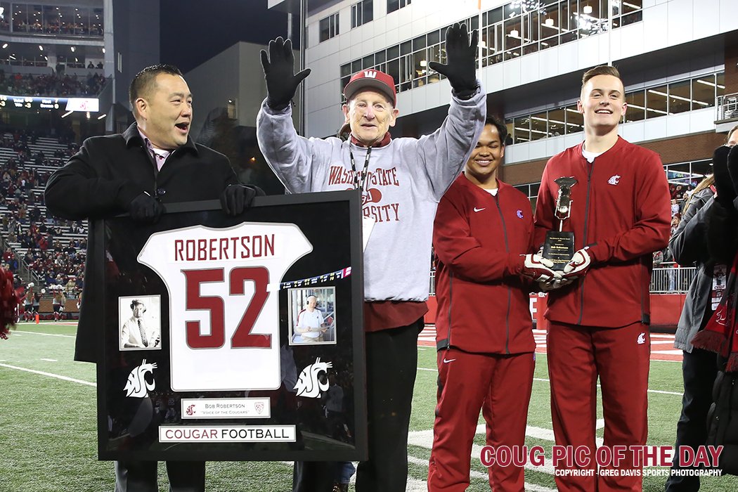 GDSportsPhotos's tweet image. RIP #BobRob...I feel so fortunate to have spent so much time with Bob on road trips his last few years.  He told me 100&apos;s of stories, and I never heard the same one twice.  I especially like the early stories of him doing play-by-play of Roller Derby and WWF in Tacoma!  #LEGEND