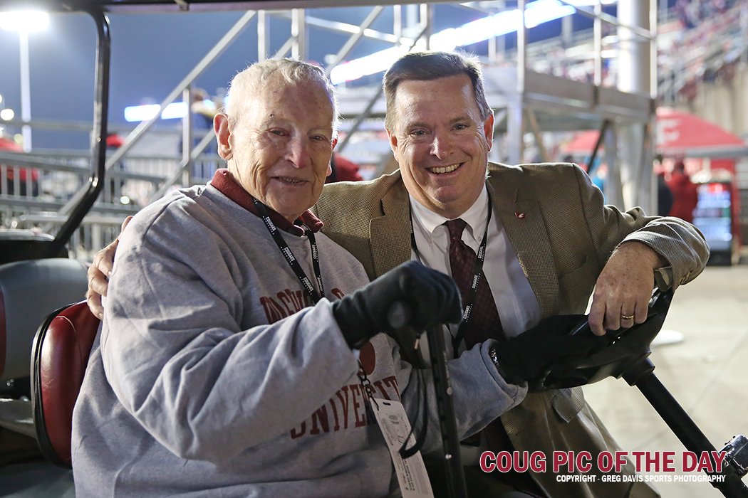 GDSportsPhotos's tweet image. RIP #BobRob...I feel so fortunate to have spent so much time with Bob on road trips his last few years.  He told me 100&apos;s of stories, and I never heard the same one twice.  I especially like the early stories of him doing play-by-play of Roller Derby and WWF in Tacoma!  #LEGEND