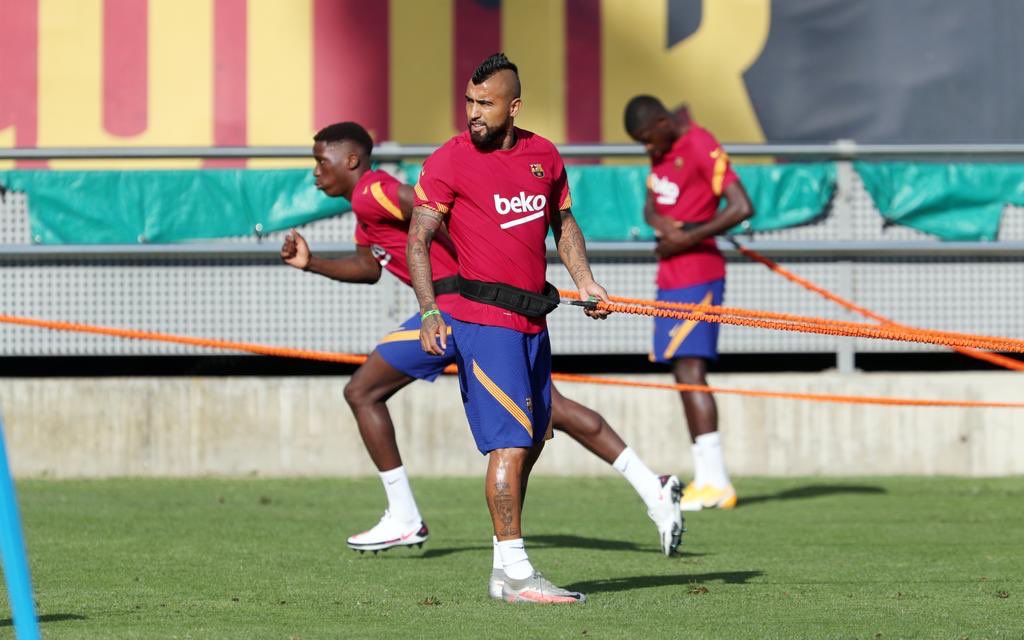 Siempre feliz haciendo lo que me gusta!!!❤️😉👍🏽👑💪🏽 <a href="/LuisSuarez9/">Luis Suárez</a> 🔥🔥🔥🔥