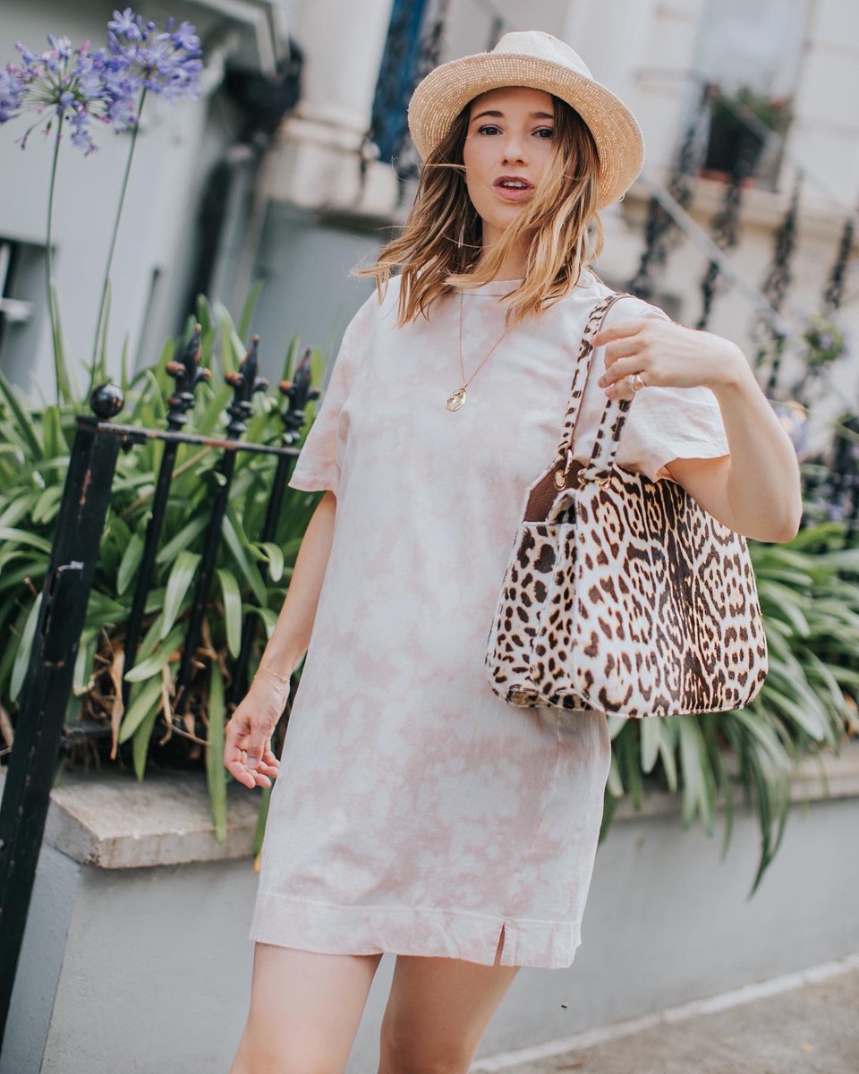 TheLDNChatter's tweet photo. Forget Papa, โMamaโs gotta brand new bag...โ ๐ฅ๐โฃ https://t.co/DfnIhIoYPp #BumpFriendly #TLCSustainable https://t.co/fbRUfs2iNs