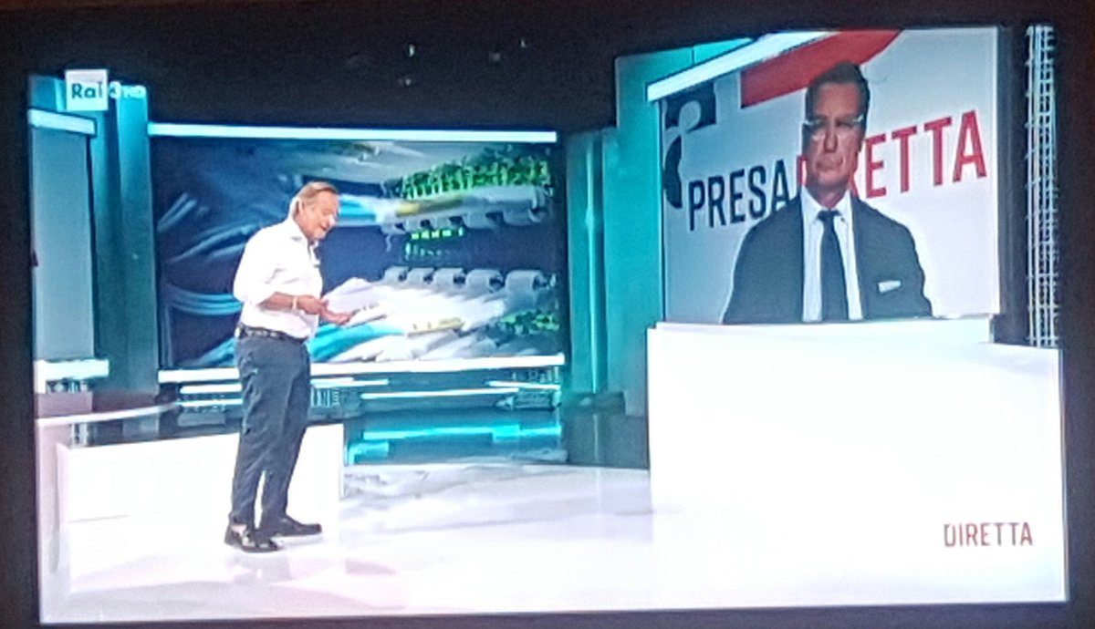 fdallora's tweet photo. Una fotografia della nostra #Italia.
Interessante puntata di @Presa_Diretta sui temi: #smartworking #innovazione #scuola #aziende #reteinternet
#isolamentodigitale #lavoro #PubblicaAmministrazione https://t.co/DEz4SunGqe