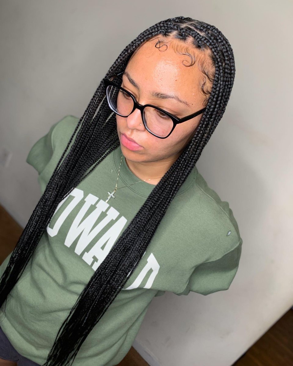 kedidmyhair's tweet photo. Book “Small Knotless Braids”💚💚
•
$15 Non-Refundable Deposit Required ‼️Deposit goes toward Total😊✨The Key to Quality Styles✨
•
• #Atlantahairstylist #jacksonstyles #jsuhair #jsu23 #Jsubraider #Jsu24 #jsubraids #THEEiLove https://t.co/Pkbp8E5X2U