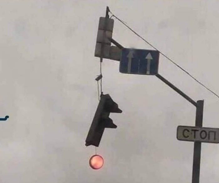 MainStreetCF's tweet image. Me being broken but still working because I need money to exist.