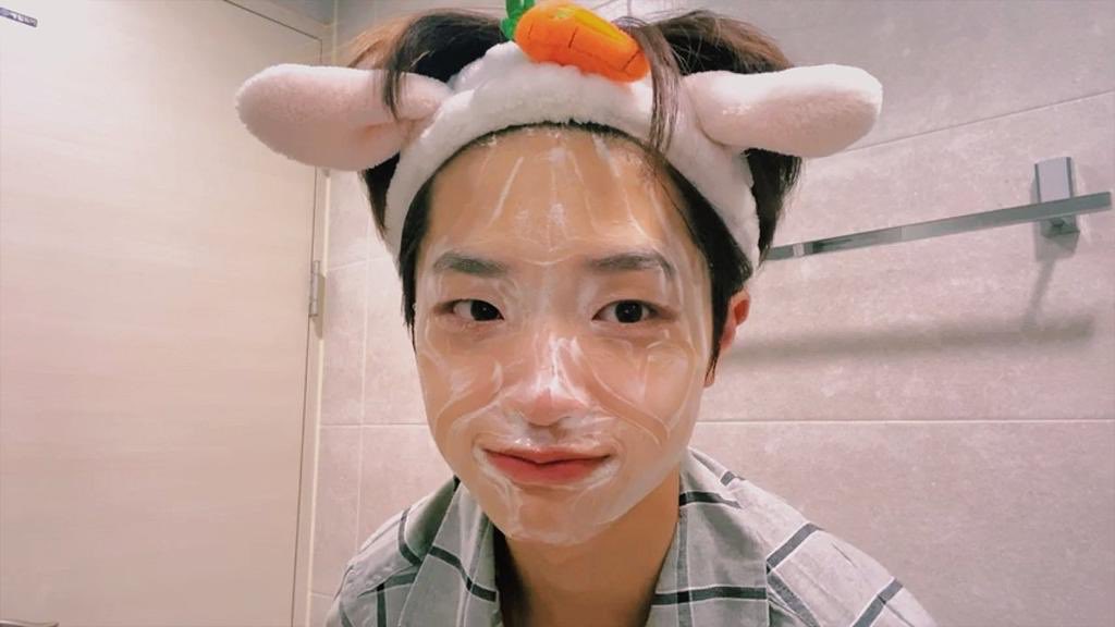the time etude house gave him 23 cleansers bc he used it in a skincare video once