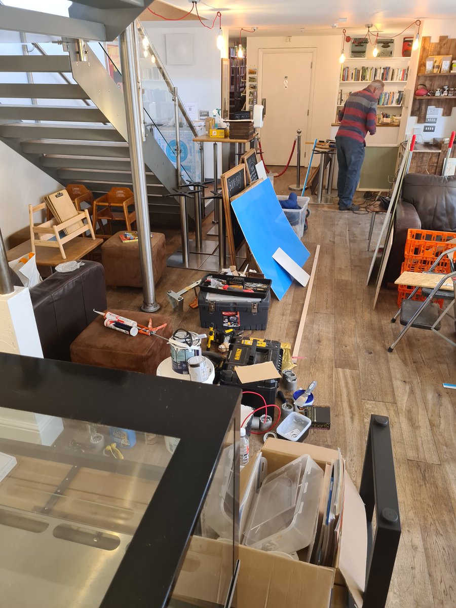 Bookishcrick's tweet photo. Apparently, on Wednesday, this will be a cafe. I am soooo tired. https://t.co/kaBNM3Itgc