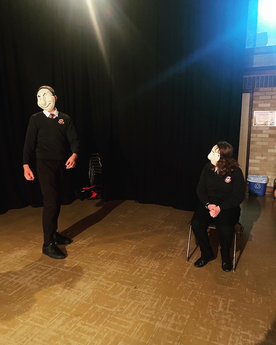 GHSExpressArts's tweet photo. Another type of mask was introduced today...the Trestle mask! A great start to the first term with our new Year 10 GCSE Drama who experimented with mask work today...it’s great to be back‼️🎭 https://t.co/Jg9fYe65dM