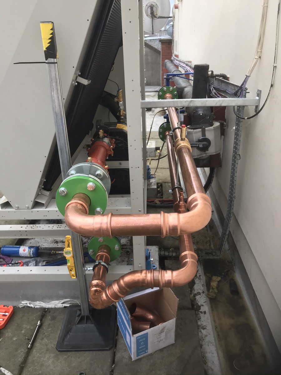 FlowtechM's tweet image. Edinburgh - Daikin chiller install using 67mm xpress fittings