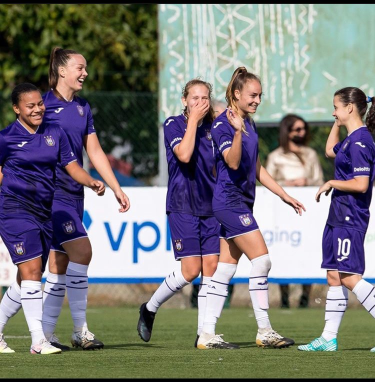 11ONE2's tweet photo. Tessa Wullaert scores 6 times against Zulte Waregem.
⚽️⚽️⚽️ @wttessa  ⚽️⚽️⚽️
#11one
#yourcareerourmission 
#11onefamily | #grlpwr | #rsca | #women 
@rscawomen https://t.co/snHfMjavQ1