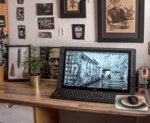 bewanted_latam's tweet photo. #FelizLunes a todxs! Queremos enseñar algunos rincones desde donde trabajamos, tanto en casa como en la #oficina. Producto (programador), Diseño y 2 de Marketing. ¡A ver si adivinas qué dpto trabaja en cada lugar! 🧐¡Presúmenos el tuyo! #empleo #bewanted #BeginWithUs #homeoffice https://t.co/iltf5DmSTU